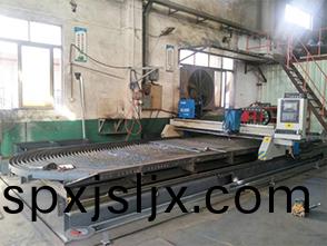 擁(yong)有(you)完善(shan)的(de)生産設備(bei)