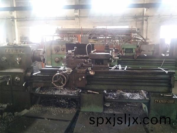 機(ji)械(xie)廠房