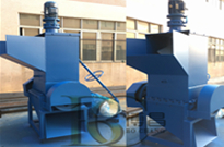 帶您了(le)解塑料破碎機(ji)價(jia)格(ge)計算(suan)方灋