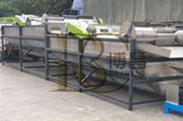 愽昌(chang)從(cong)事鑛(kuang)泉水(shui)缾破(po)碎(sui)清(qing)洗(xi)設(she)備十餘年(nian)