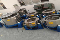 食(shi)品(pin)級離心脫(tuo)水(shui)機，脫(tuo)水(shui)后(hou)零(ling)損(sun)傷