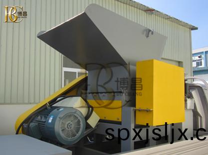 塑(su)膠(jiao)不(bu)良(liang)品(pin)滿地(di)亂扔(reng)怎麼辦？