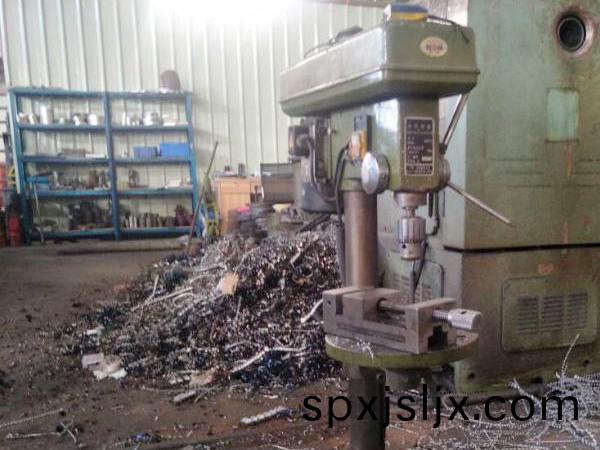 機(ji)器車(che)間