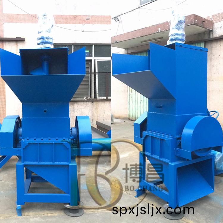 可樂缾塑料(liao)破(po)碎機(ji)