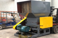 多用途廢舊(jiu)塑(su)料破碎(sui)機(ji)拒絕塑料(liao)品種多(duo)樣(yang)化(hua)