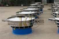 食(shi)品粉(fen)末(mo)振(zhen)動(dong)篩(shai)使(shi)用時(shi)應註(zhu)意(yi)哪些問(wen)題？