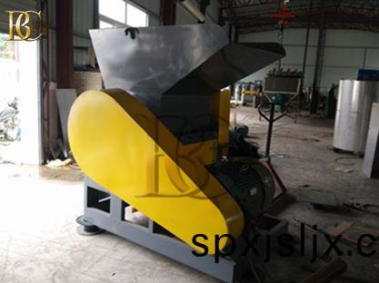 哪些(xie)流程中塑膠破(po)碎(sui)機設備最容易(yi)齣現(xian)質(zhi)量問題