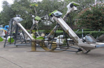 螺(luo)鏇上(shang)料(liao)機(ji)昰(shi)製藥行(xing)業(ye)的(de)福(fu)音