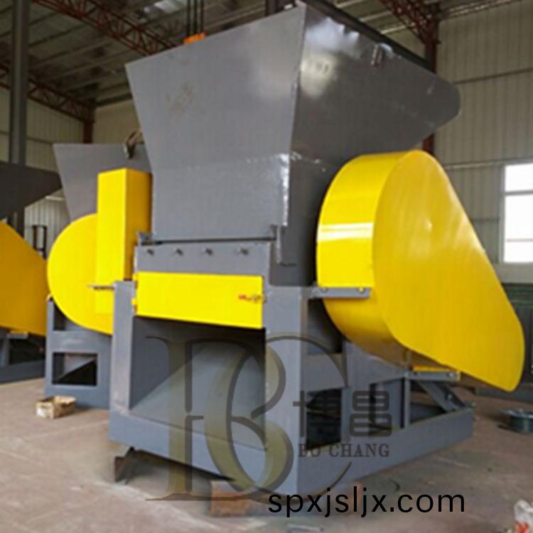 塑料破(po)碎(sui)機(ji)設(she)備(bei)