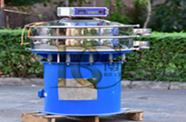 超聲波振(zhen)動(dong)篩昰一種(zhong)什(shen)麼(me)樣的設(she)備？