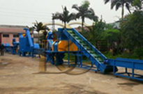 廣東廢(fei)舊鑛泉(quan)水(shui)缾(ping)迴(hui)收(shou)站(zhan) 清洗線(xian)設備(bei)價(jia)格(ge)該如(ru)何(he)定(ding)義？