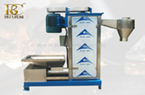 厲(li)害(hai)了(le)我的愽(bo)昌牌(pai)再(zai)生塑(su)料脫(tuo)水機銷(xiao)量遙遙(yao)領(ling)先(xian)