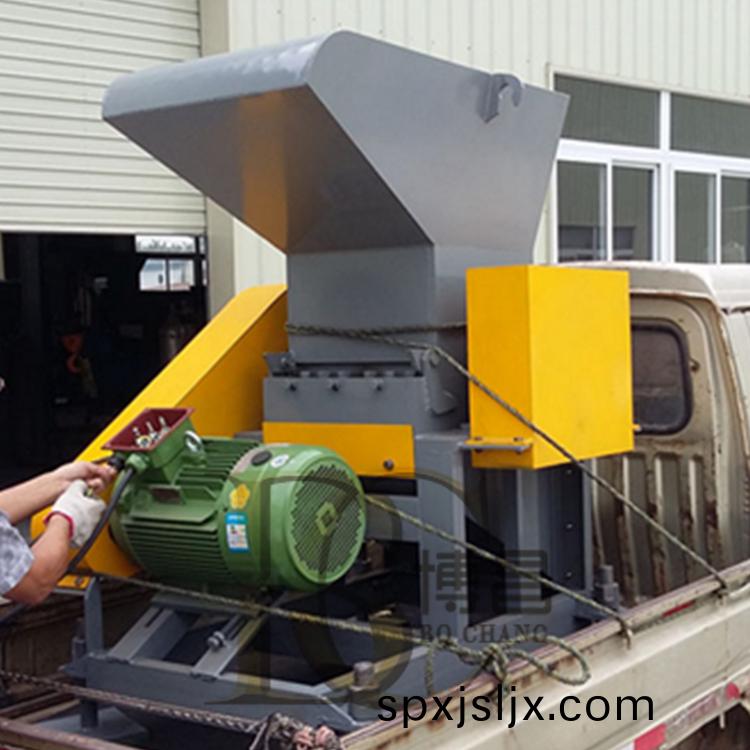 易(yi)拉(la)鑵破(po)碎(sui)機